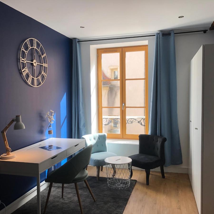 Hotel Restaurant La Place Saint-Amand-Mont-Rond 외부 사진