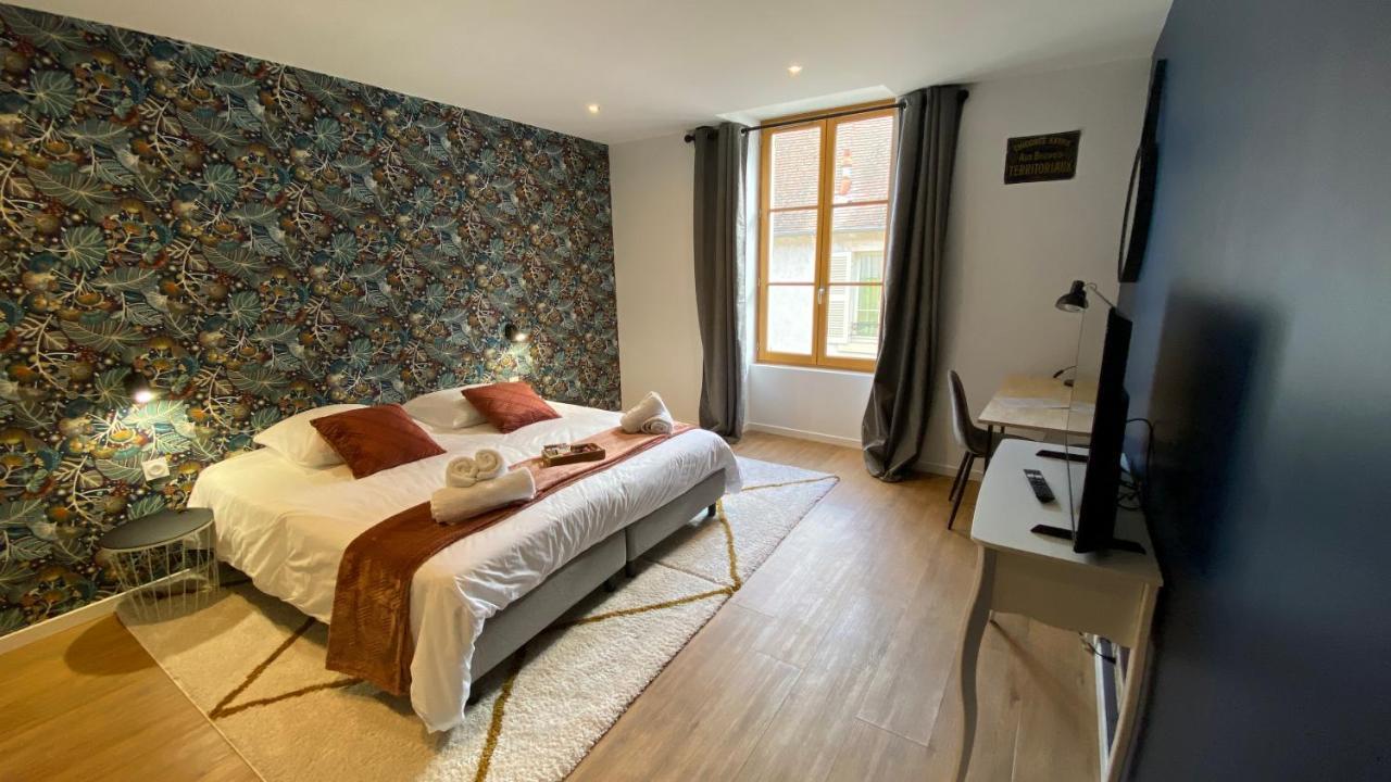 Hotel Restaurant La Place Saint-Amand-Mont-Rond 외부 사진
